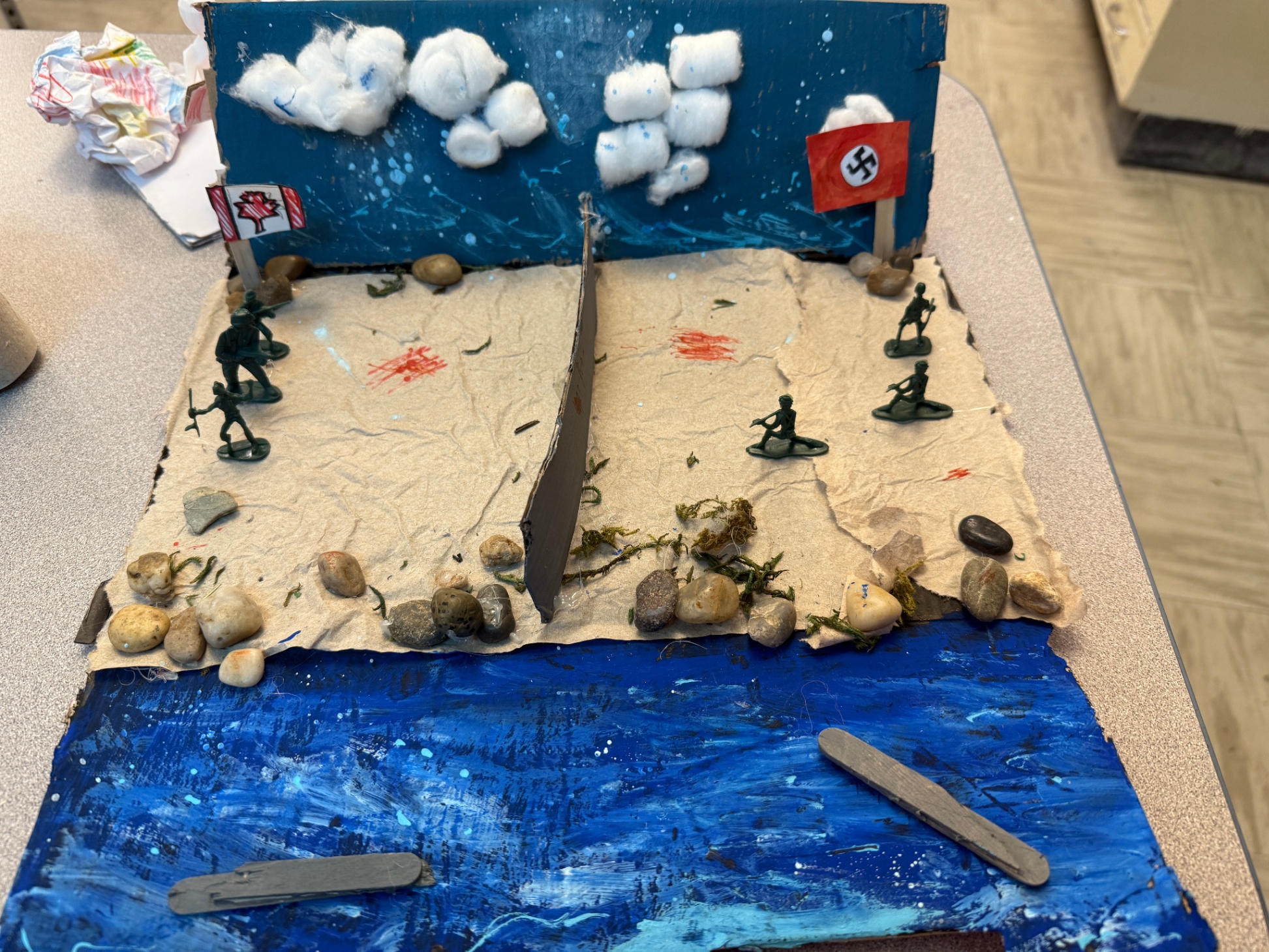 gr5socialdiorama4